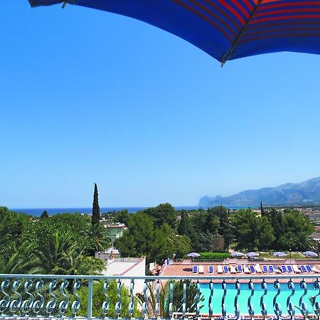Hotel Azzolini Villagrazia Di Carini Extérieur photo