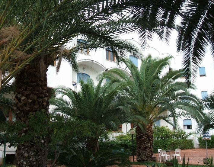 Hotel Azzolini Villagrazia Di Carini Extérieur photo